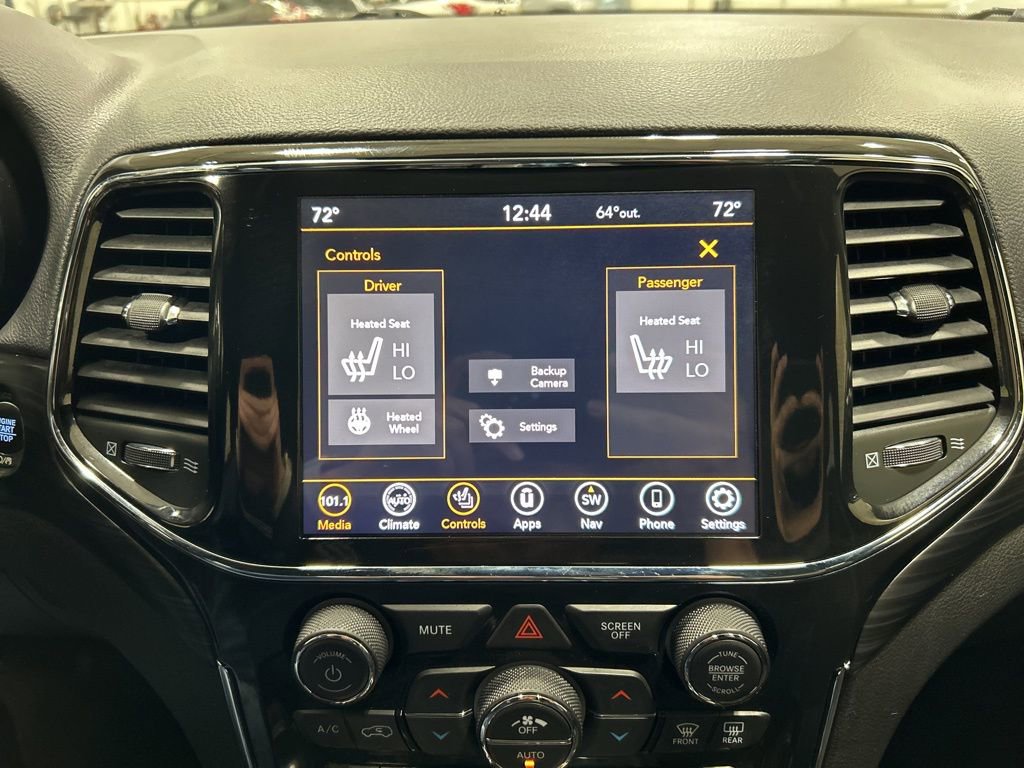 Used 2021 Jeep Grand Cherokee Laredo X image 18