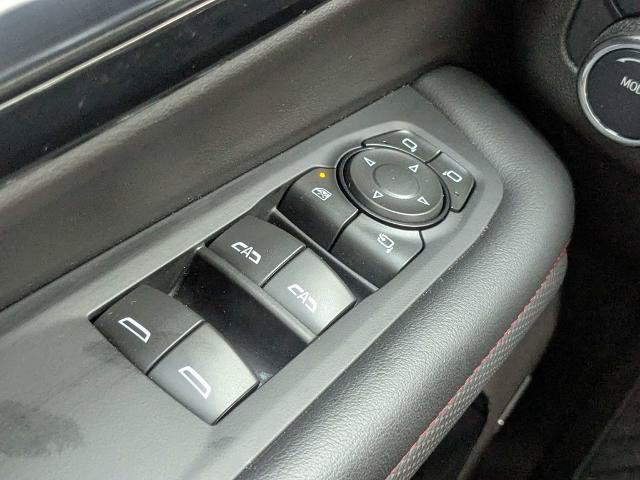 Used 2025 Chevrolet Suburban RST w/ Comfort Package AWD/4WD image 26