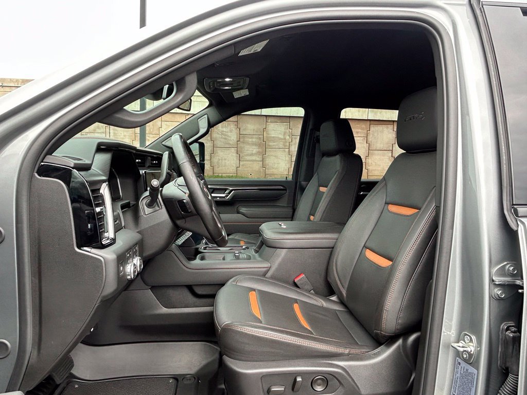 Used 2026 GMC Sierra 2500 AT4 w/ AT4 Preferred Package AWD/4WD image 11