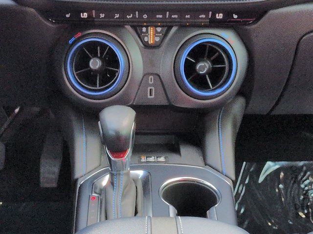 Used 2024 Chevrolet Blazer RS FWD image 19