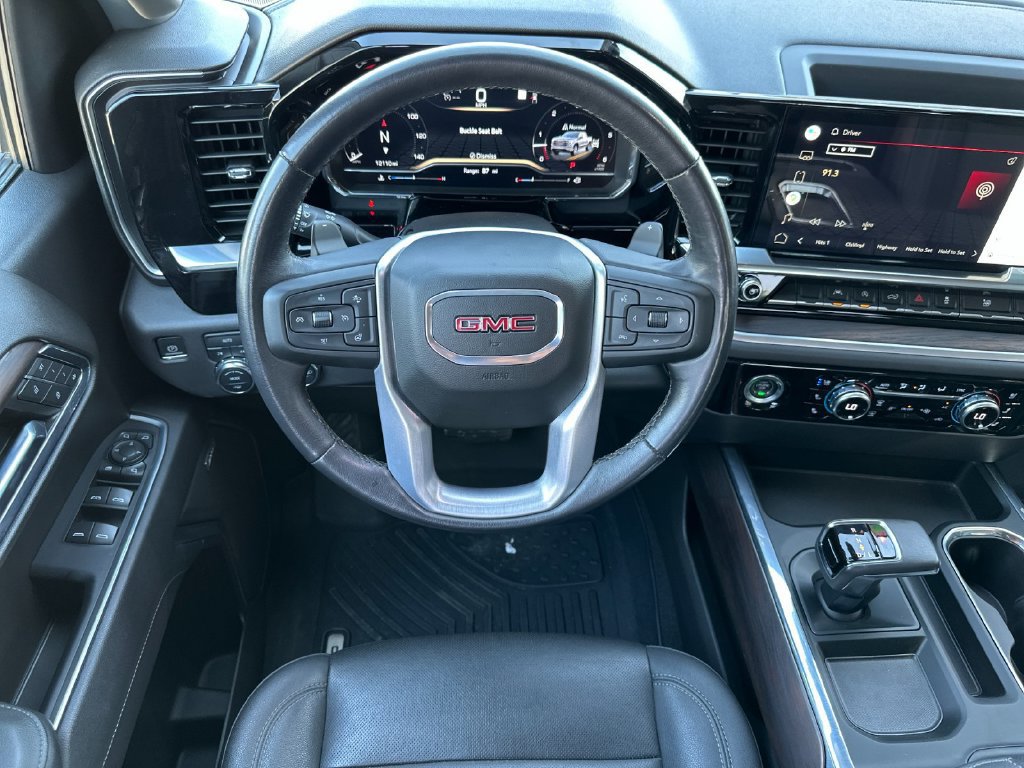 Used 2022 GMC Sierra 1500 SLT w/ SLT Convenience Package AWD/4WD image 13