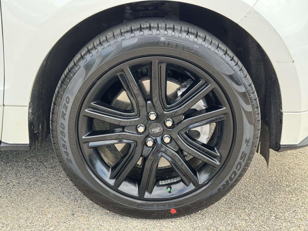 Certified 2024 Ford Edge ST-Line AWD/4WD image 25