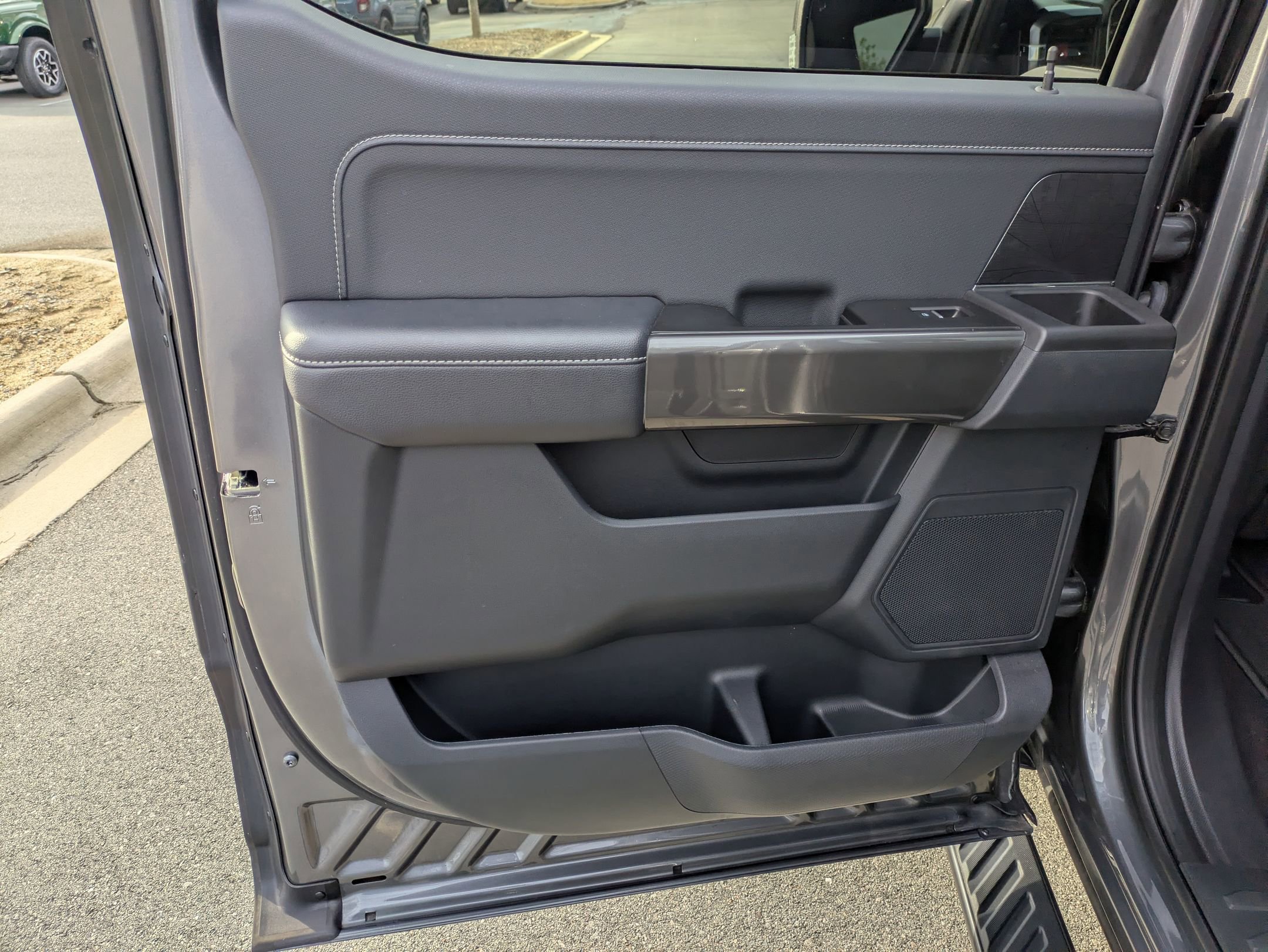 Certified 2023 Ford F150 XLT w/ Equipment Group 302A High image 33