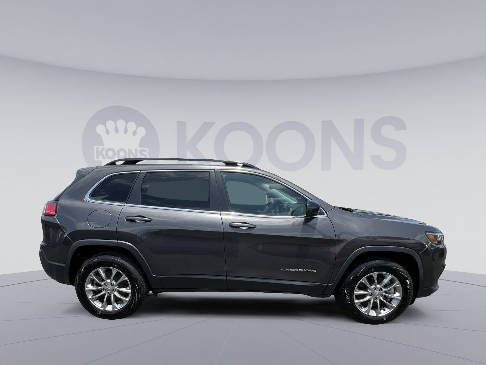 Used 2022 Jeep Cherokee Latitude Lux w/ Sun & Sound Group AWD/4WD image 12
