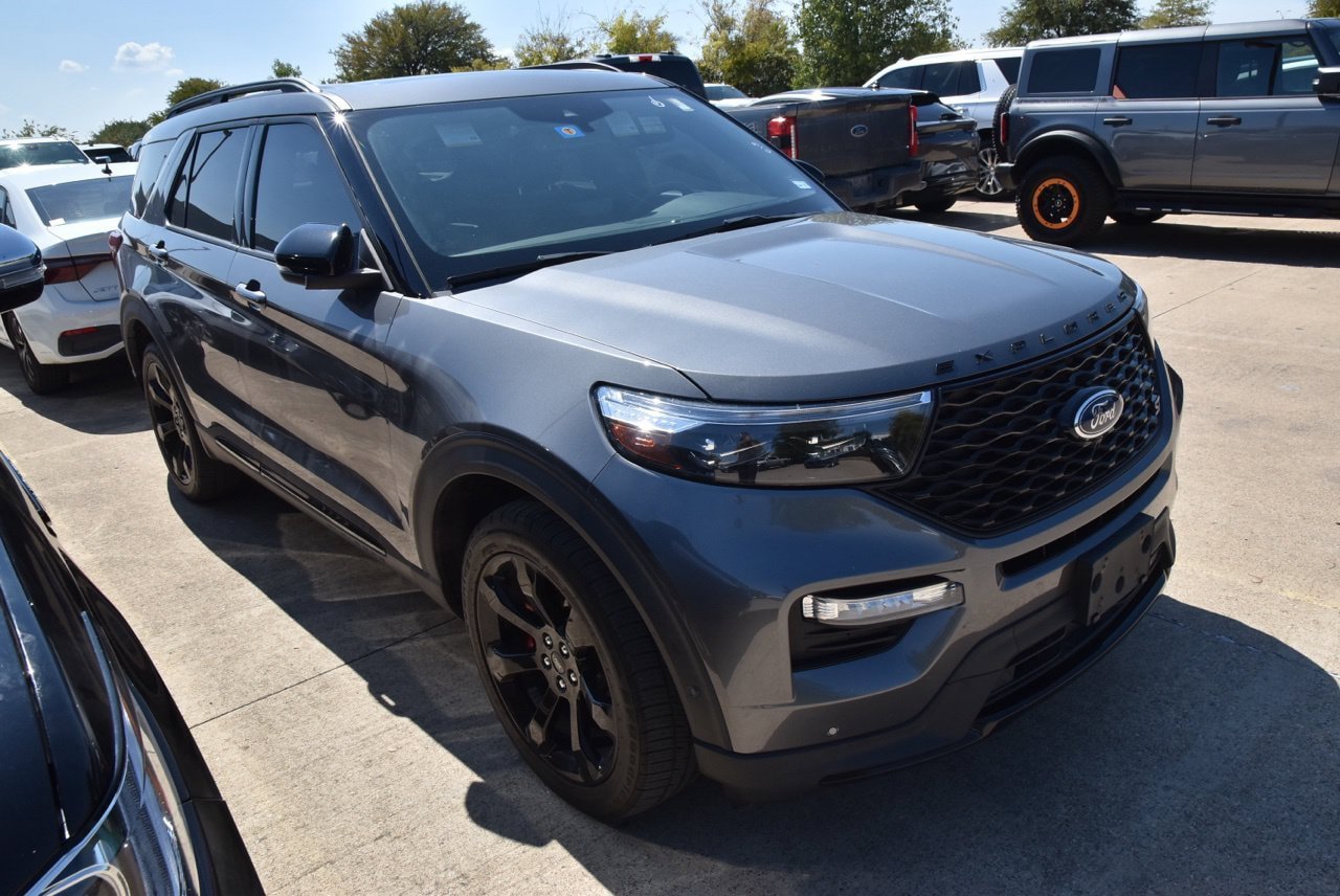 Certified 2021 Ford Explorer ST w/ Equipment Group 401A AWD/4WD image 4