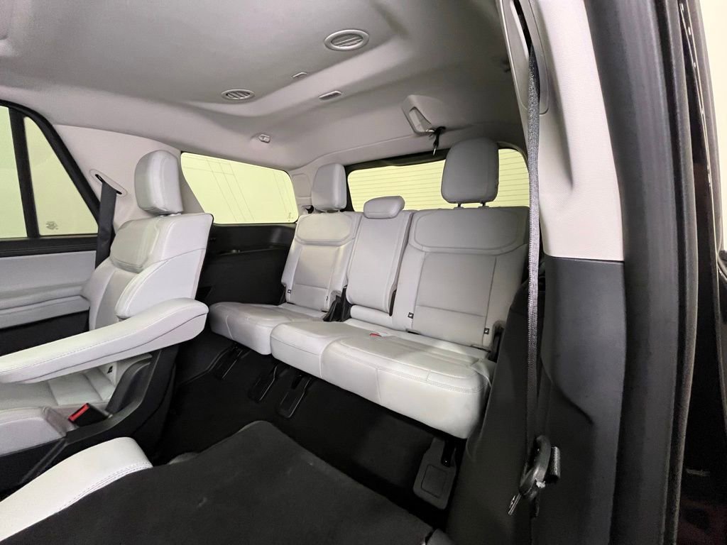 Certified 2025 Ford Expedition Platinum AWD/4WD image 20