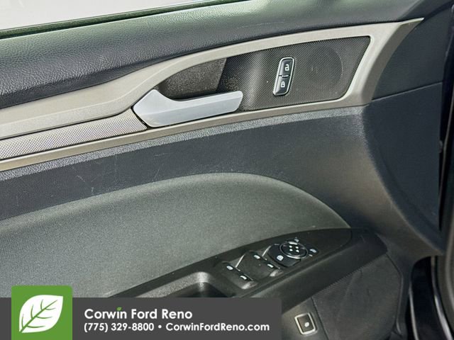 Certified 2019 Ford Fusion SE image 18