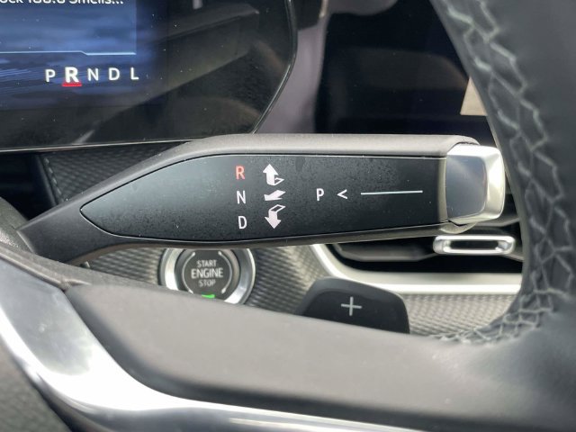 Used 2026 Chevrolet Equinox LT FWD image 32