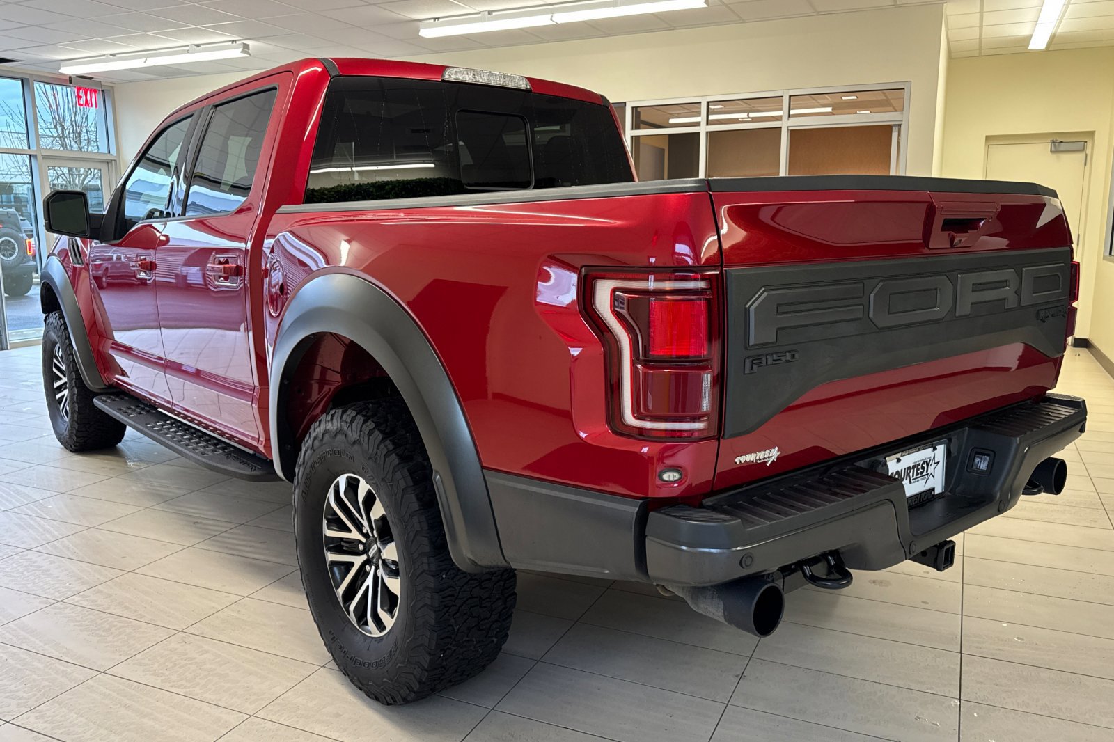 Certified 2020 Ford F150 Raptor w/ Equipment Group 802A Luxury image 6