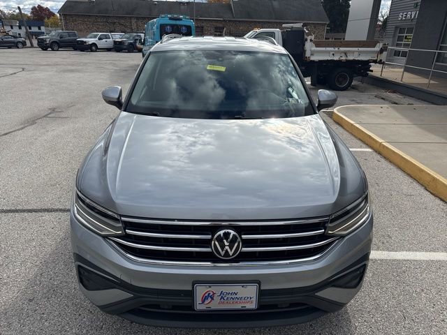Used 2023 Volkswagen Tiguan S image 16