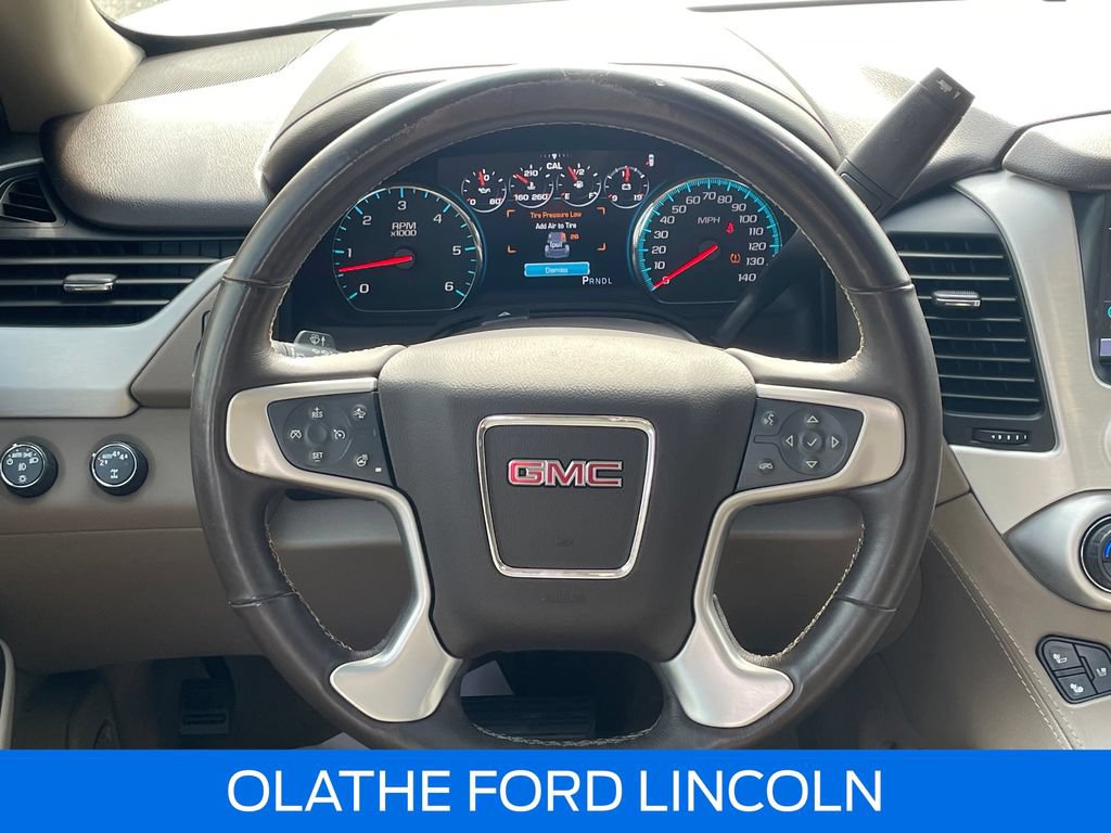 Used 2017 GMC Yukon SLT w/ Premium Edition AWD/4WD image 18
