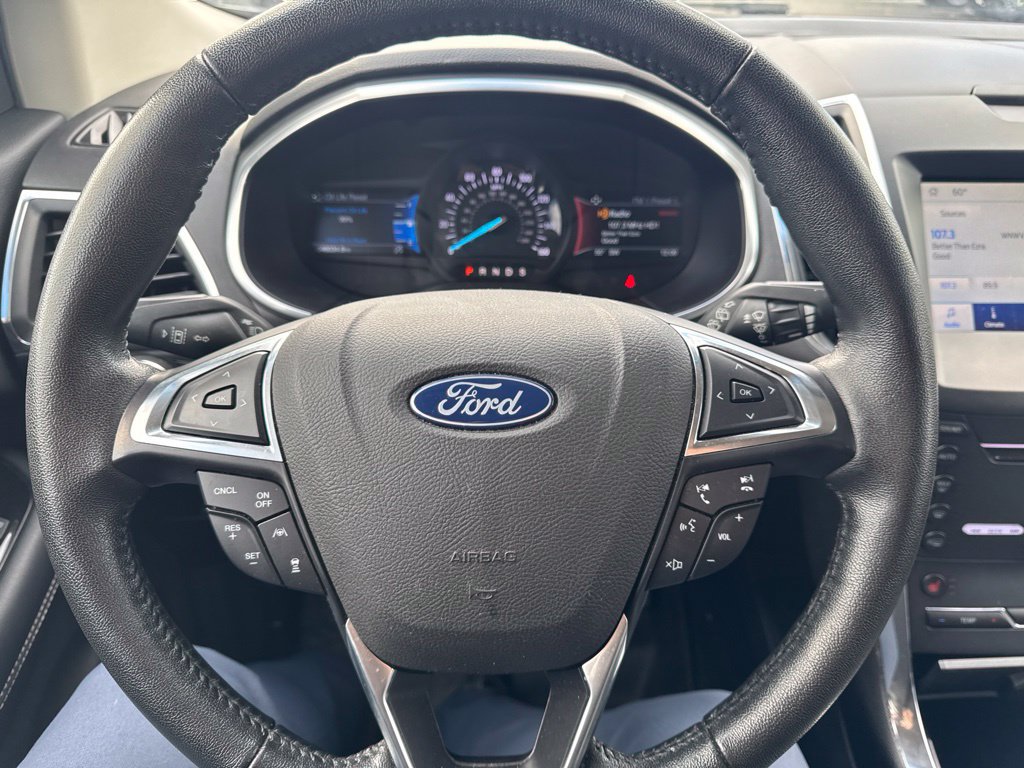 Certified 2019 Ford Edge Titanium FWD image 16