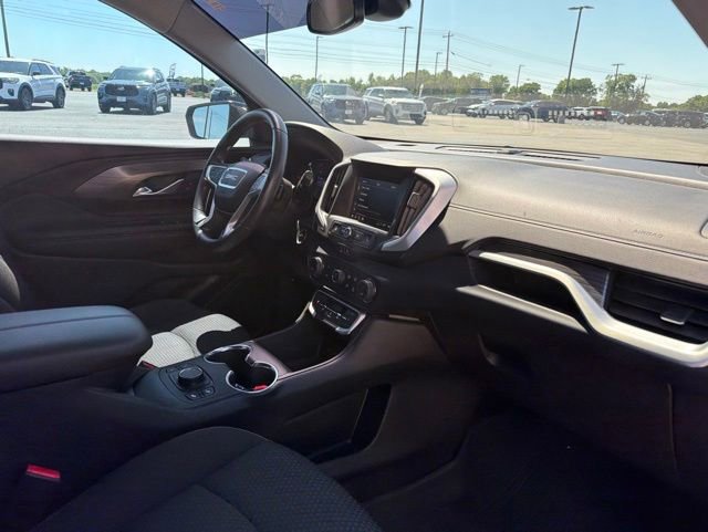 Used 2023 GMC Terrain SLE w/ Driver Convenience Package FWD image 22