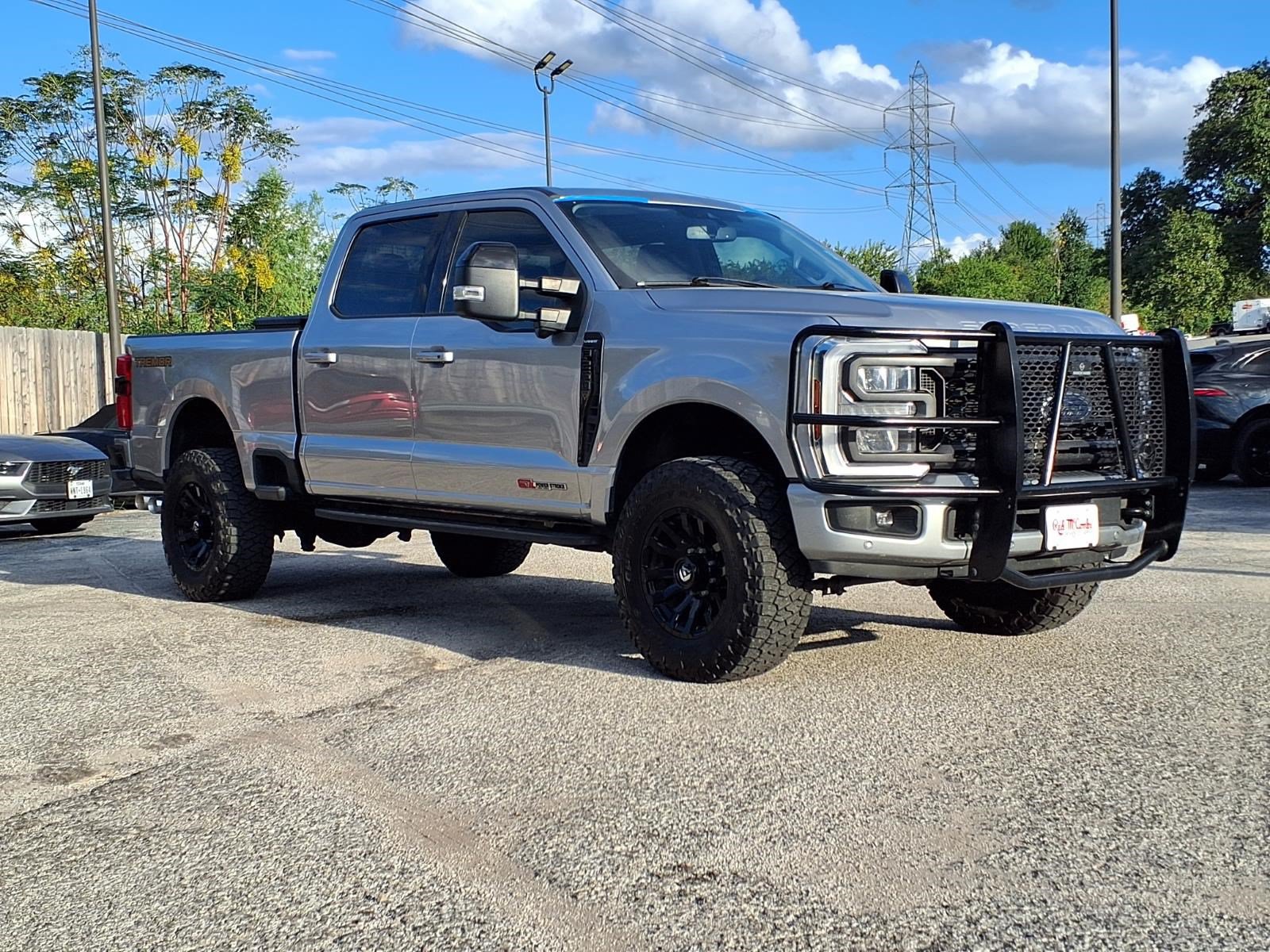Certified 2024 Ford F250 Lariat w/ Lariat Ultimate Package AWD/4WD image 4