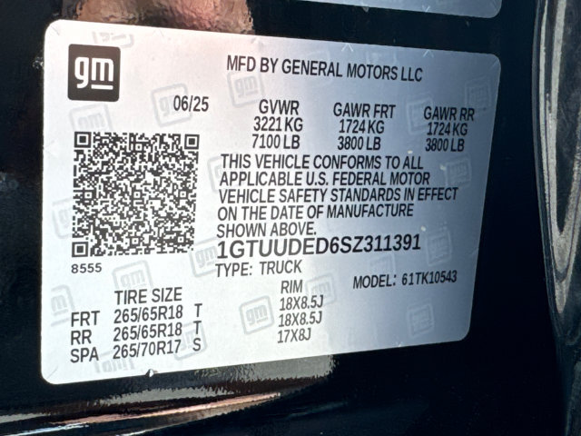 Used 2025 GMC Sierra 1500 SLT AWD/4WD image 32