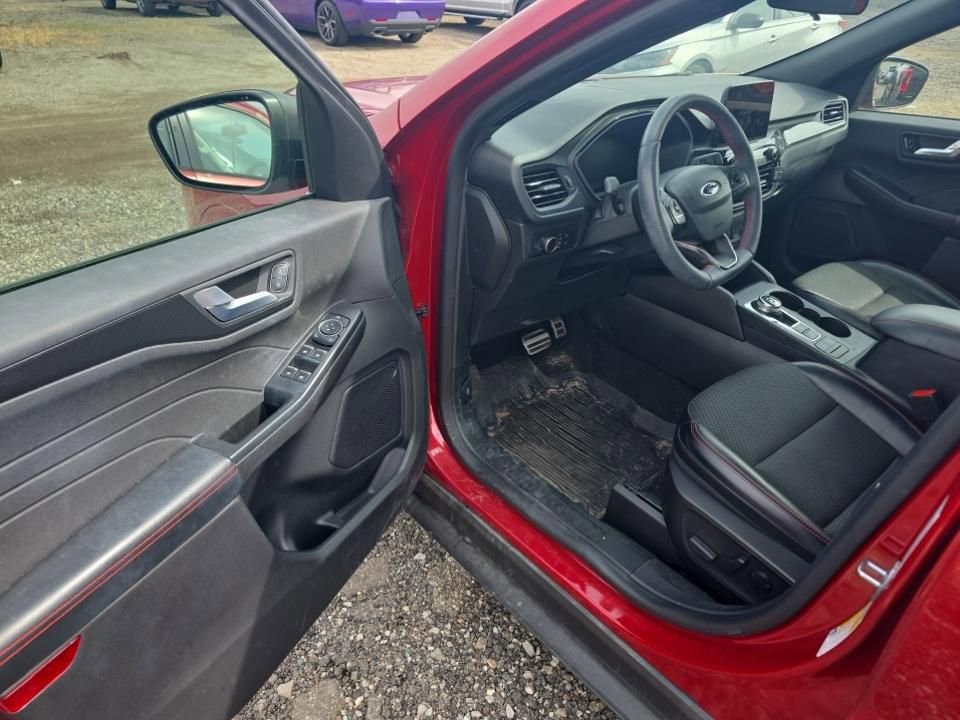 Certified 2023 Ford Escape ST-Line AWD/4WD image 16