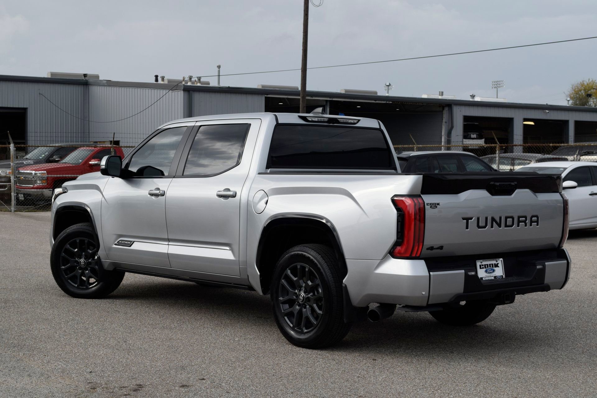 Used 2025 Toyota Tundra Platinum image 8