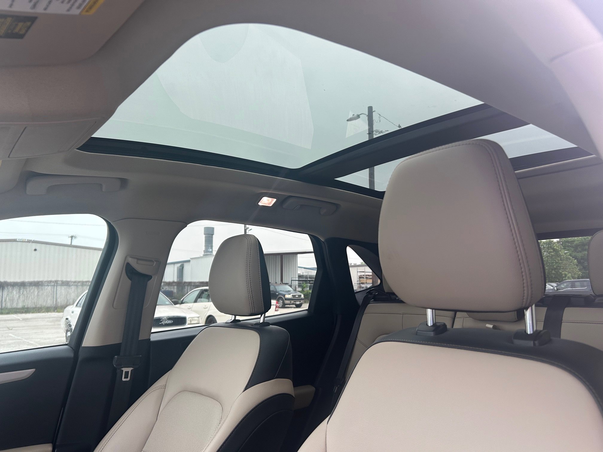 Certified 2020 Ford Escape SEL FWD image 9