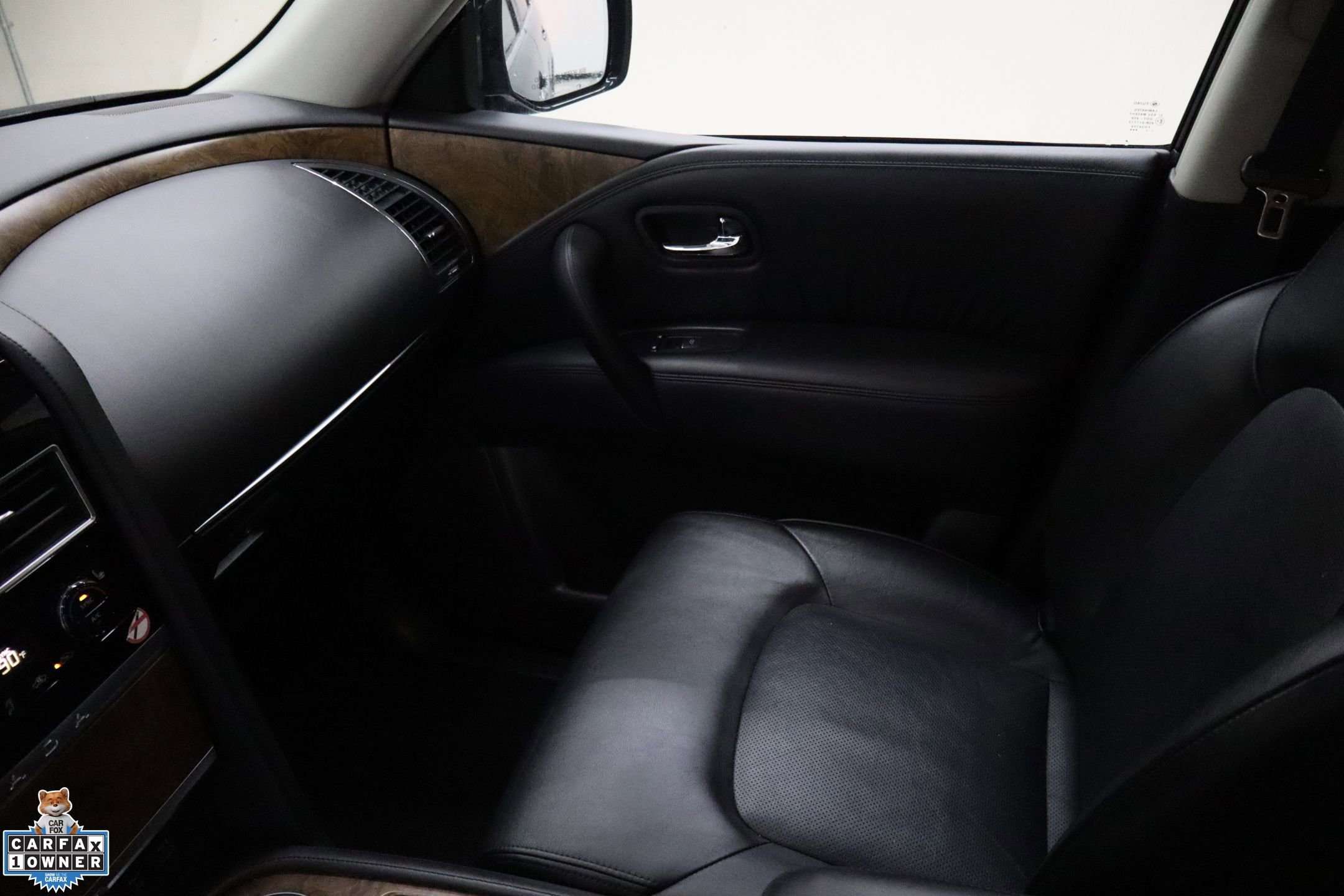 Used 2022 Nissan Armada SL image 22