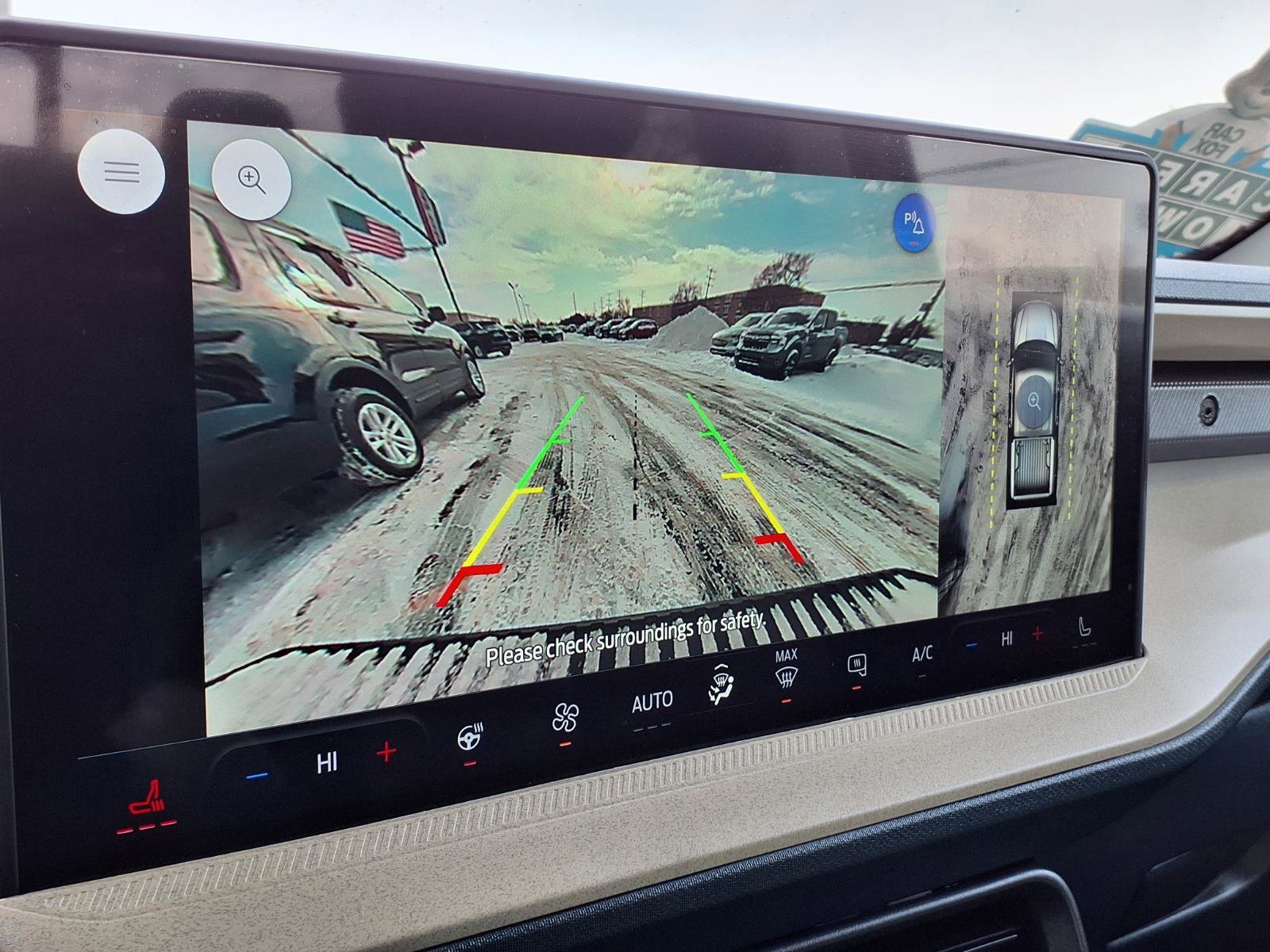 Certified 2025 Ford Maverick Lariat image 12