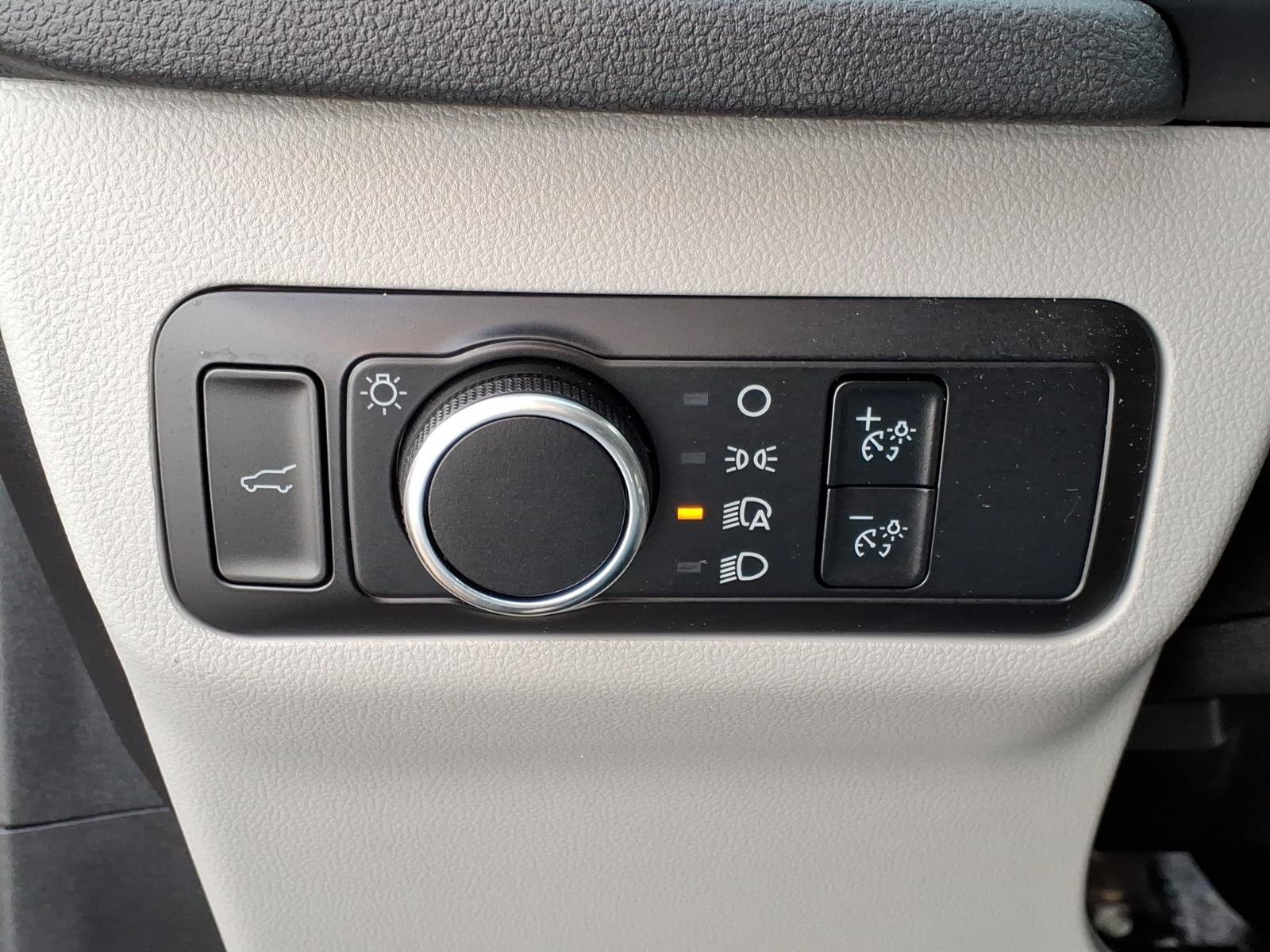 Certified 2023 Ford Escape Active AWD/4WD image 18