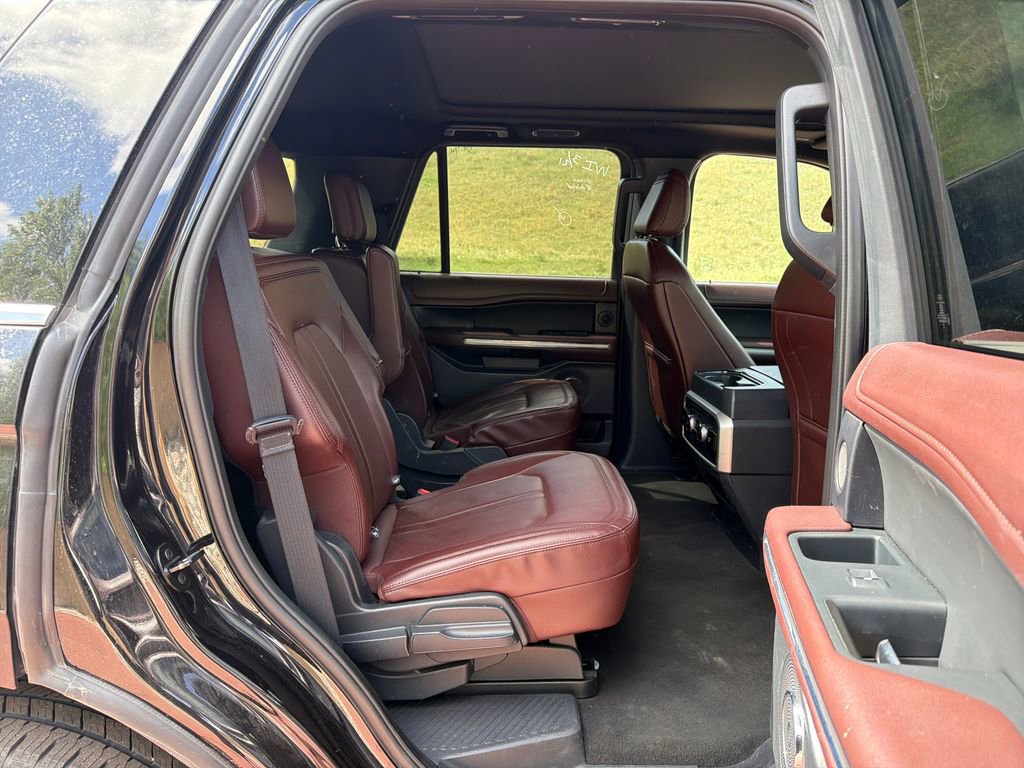 Certified 2024 Ford Expedition Limited AWD/4WD image 30