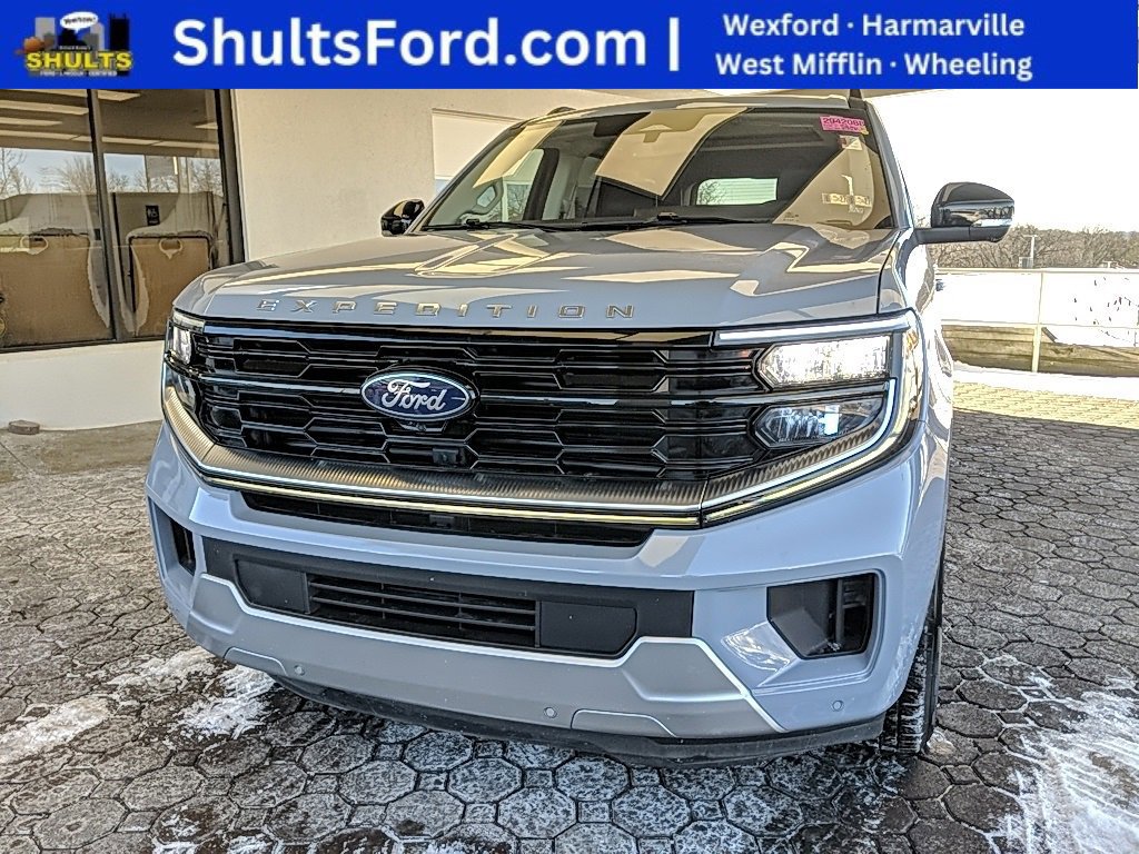 Certified 2025 Ford Expedition Platinum image 7