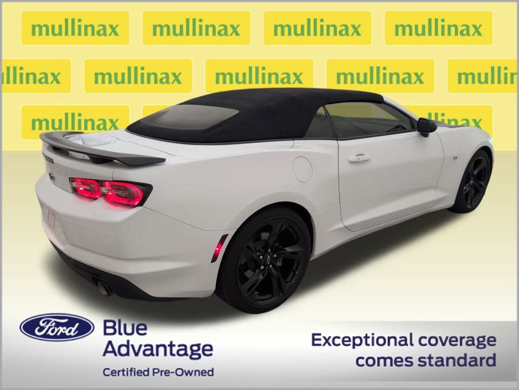 Used 2023 Chevrolet Camaro LT w/ RS Package image 5