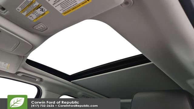 Certified 2025 Ford Expedition Platinum image 12