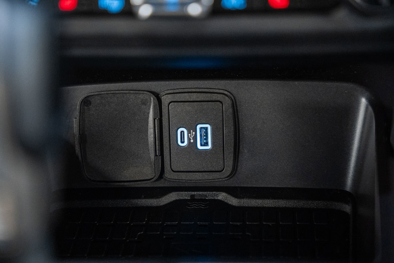 Certified 2024 Ford Bronco Wildtrak image 30