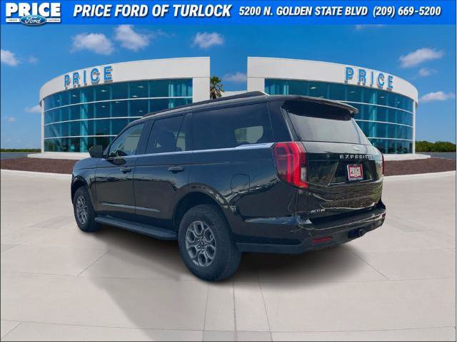 Certified 2025 Ford Expedition Active RWD image 7
