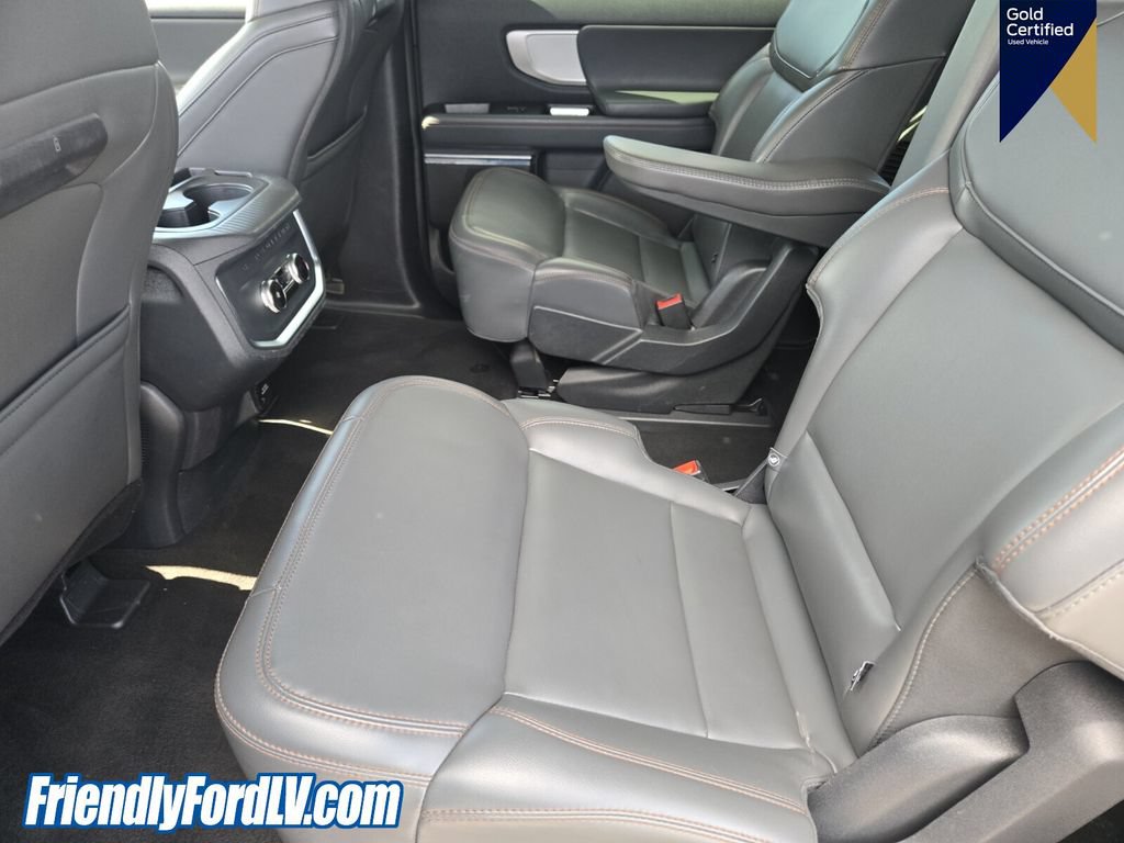 Certified 2025 Ford Expedition Active AWD/4WD image 13