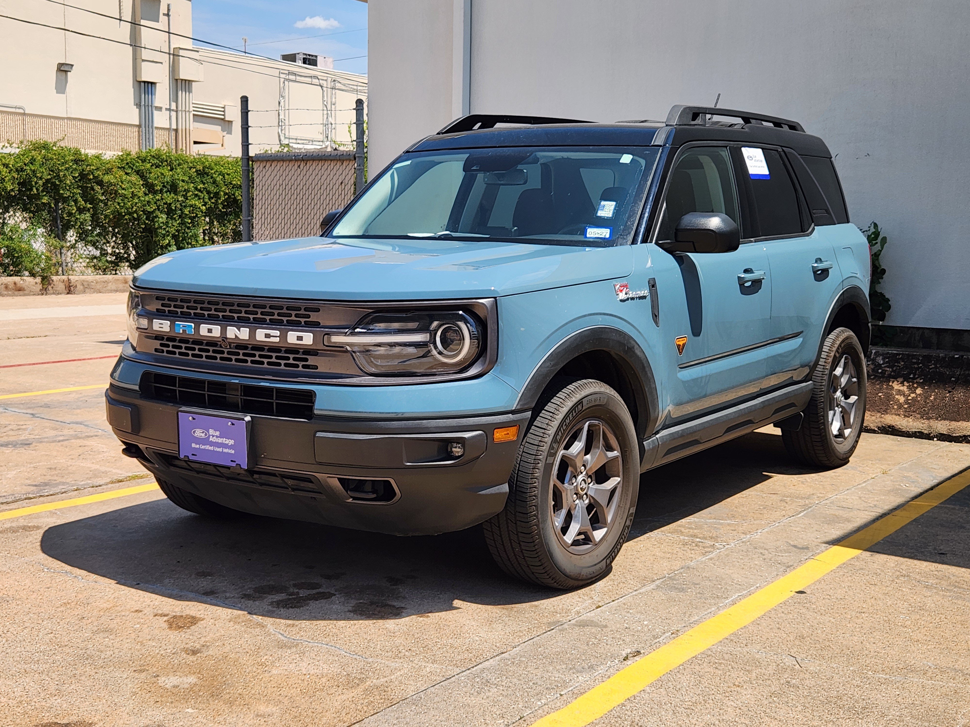 Certified 2023 Ford Bronco Sport Badlands w/ Premium Package AWD/4WD image 2