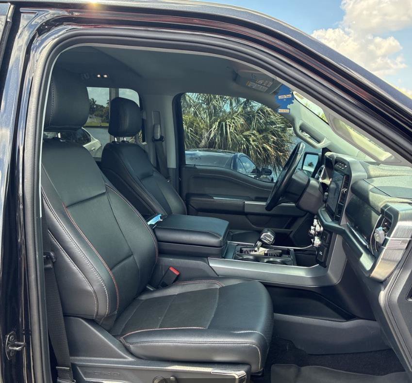 Certified 2022 Ford F150 Lariat w/ Trailer Tow Package AWD/4WD image 8