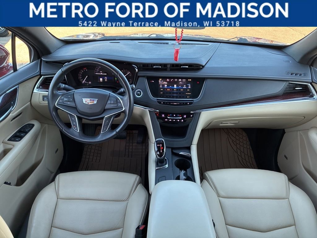 Used 2019 Cadillac XT5 Luxury image 16