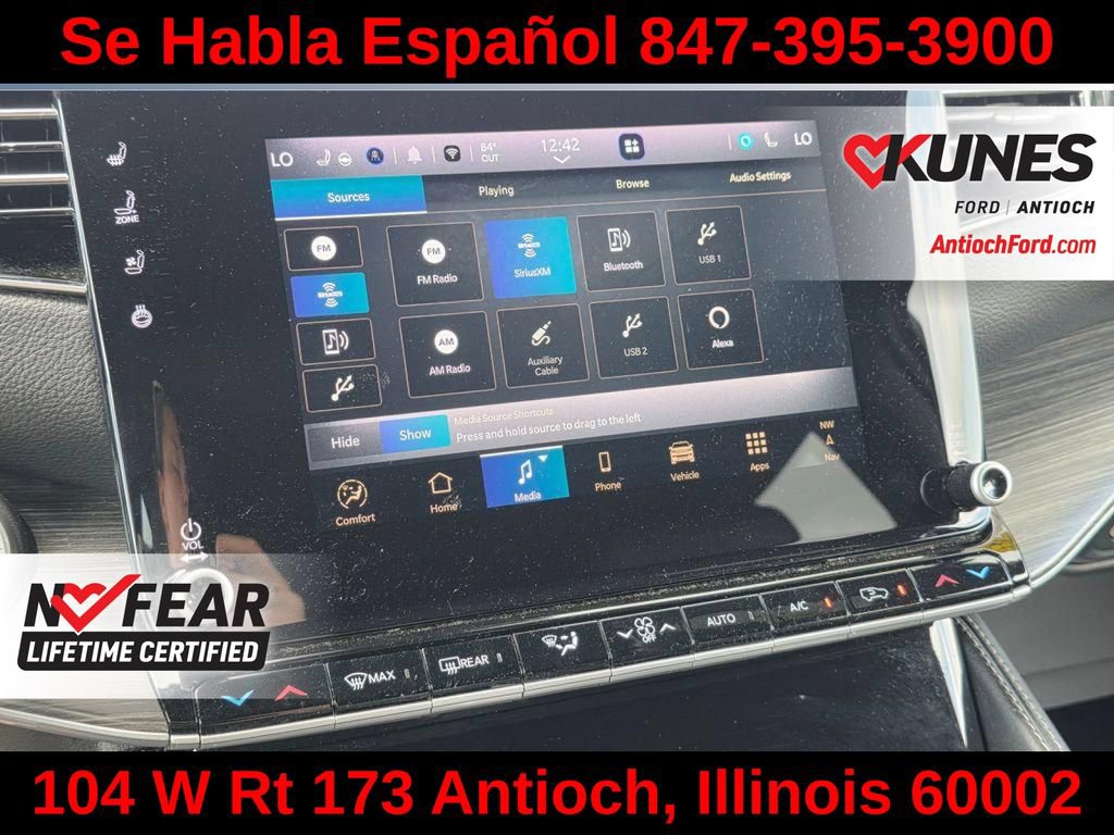 Used 2024 Jeep Wagoneer L Series II w/ Flexible Seating Group AWD/4WD image 61