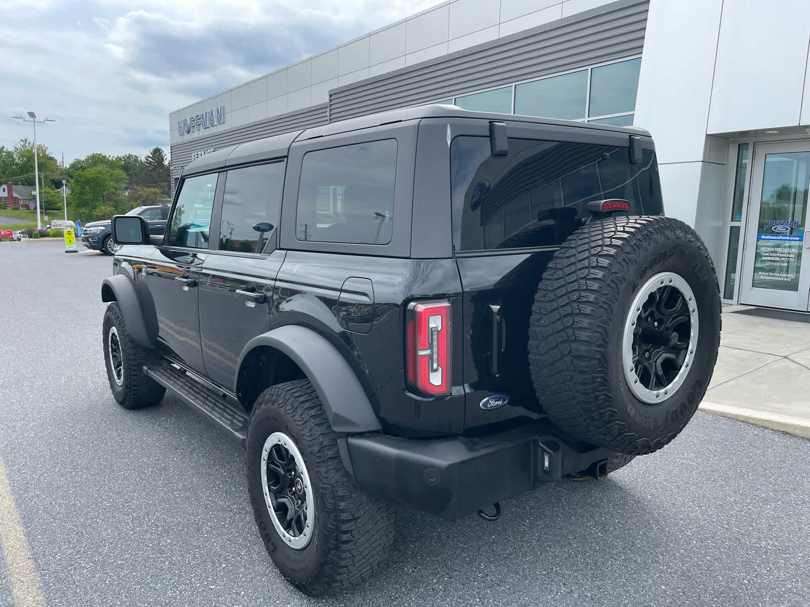 Certified 2023 Ford Bronco Outer Banks w/ Sasquatch Package AWD/4WD image 3