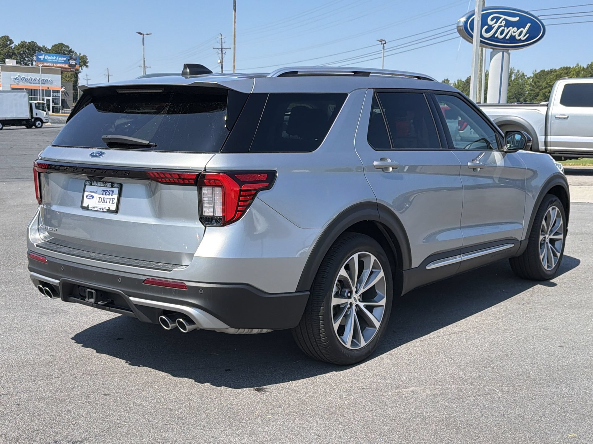 Certified 2025 Ford Explorer Platinum w/ Ultimate Package RWD image 35