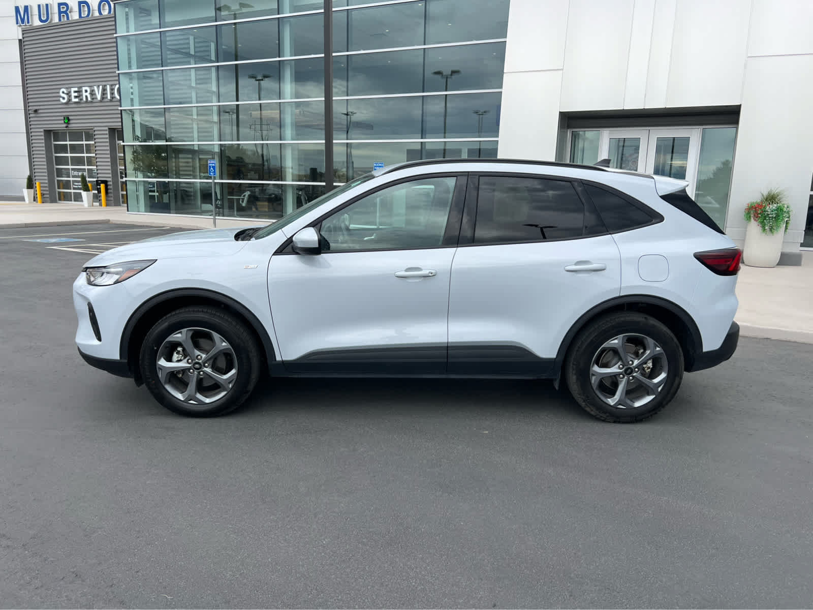 Certified 2025 Ford Escape ST-Line Select AWD/4WD image 12