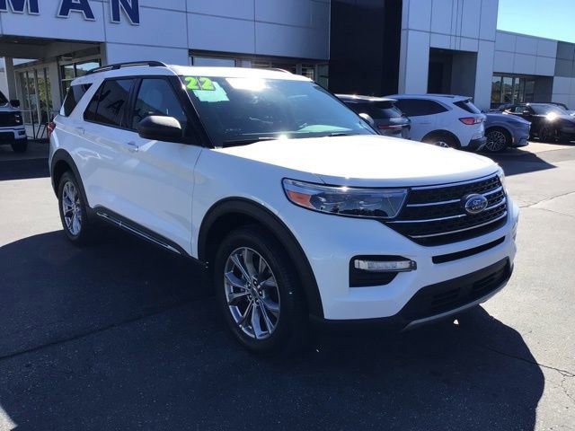 Certified 2022 Ford Explorer XLT w/ Equipment Group 202A AWD/4WD image 6
