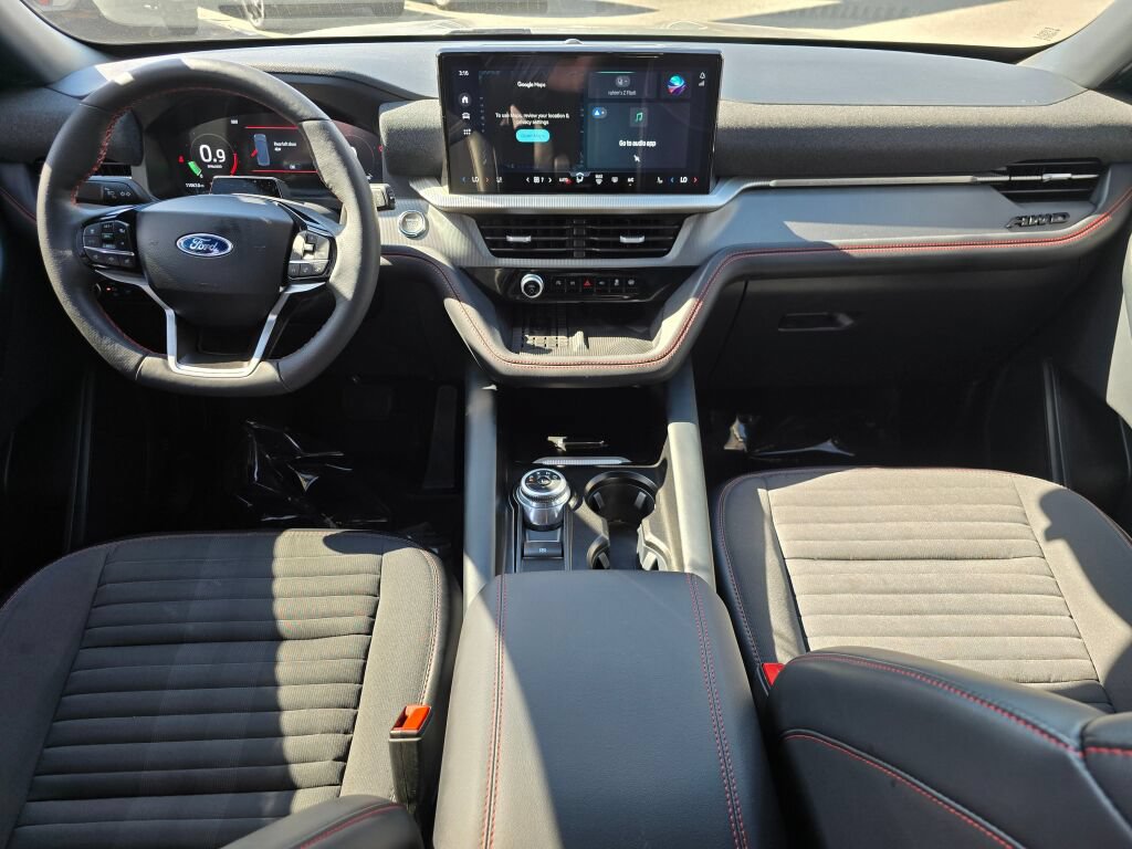 Certified 2025 Ford Explorer ST-Line w/ Premium Package AWD/4WD image 14