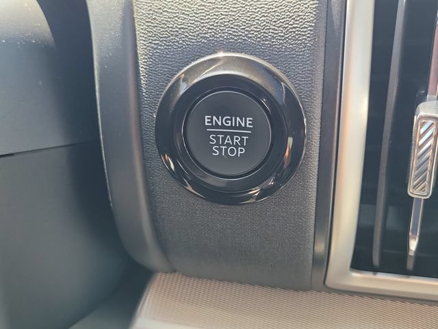 Certified 2025 Ford Expedition Active AWD/4WD image 12
