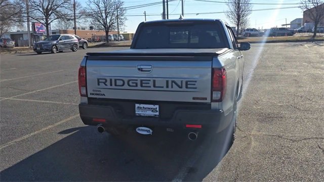 Used 2025 Honda Ridgeline TrailSport image 6