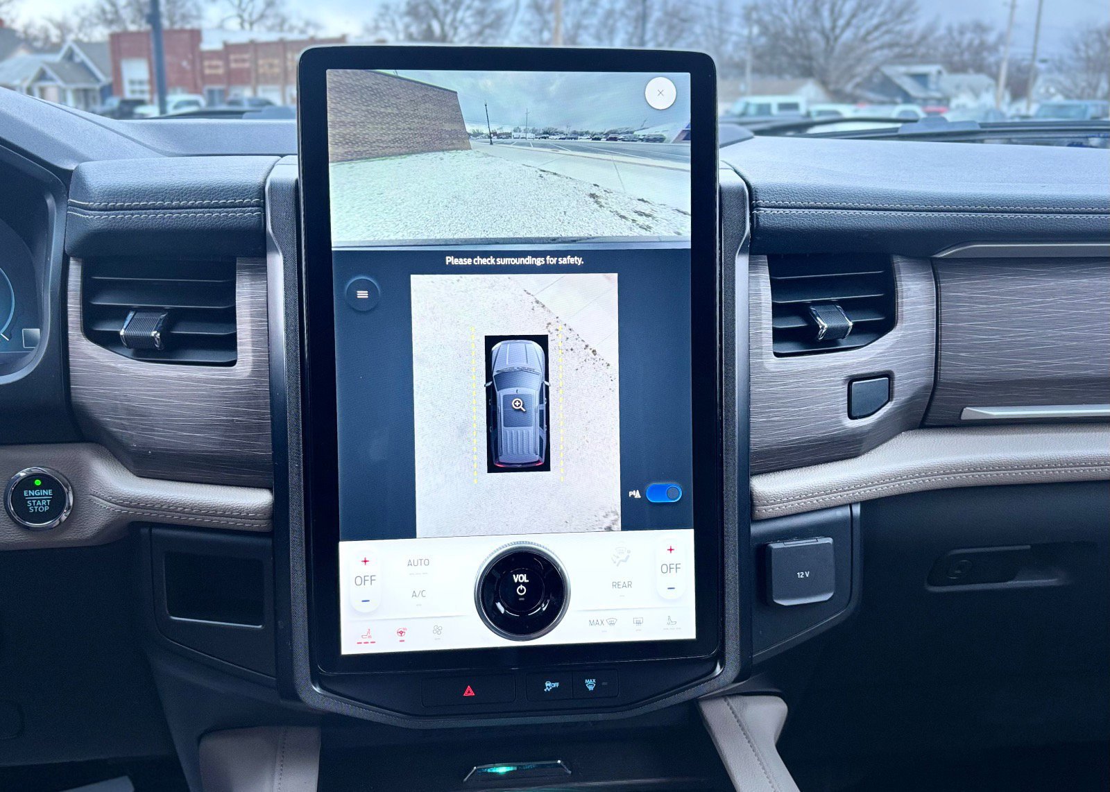 Certified 2022 Ford Expedition Max Limited image 51