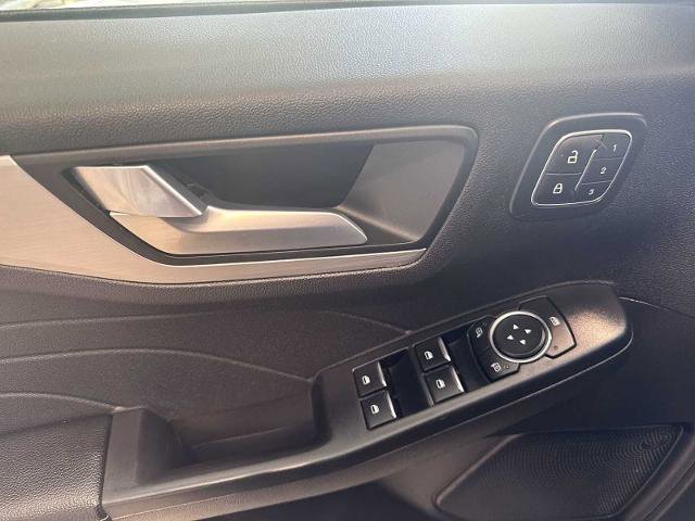 Certified 2024 Ford Escape Platinum AWD/4WD image 21