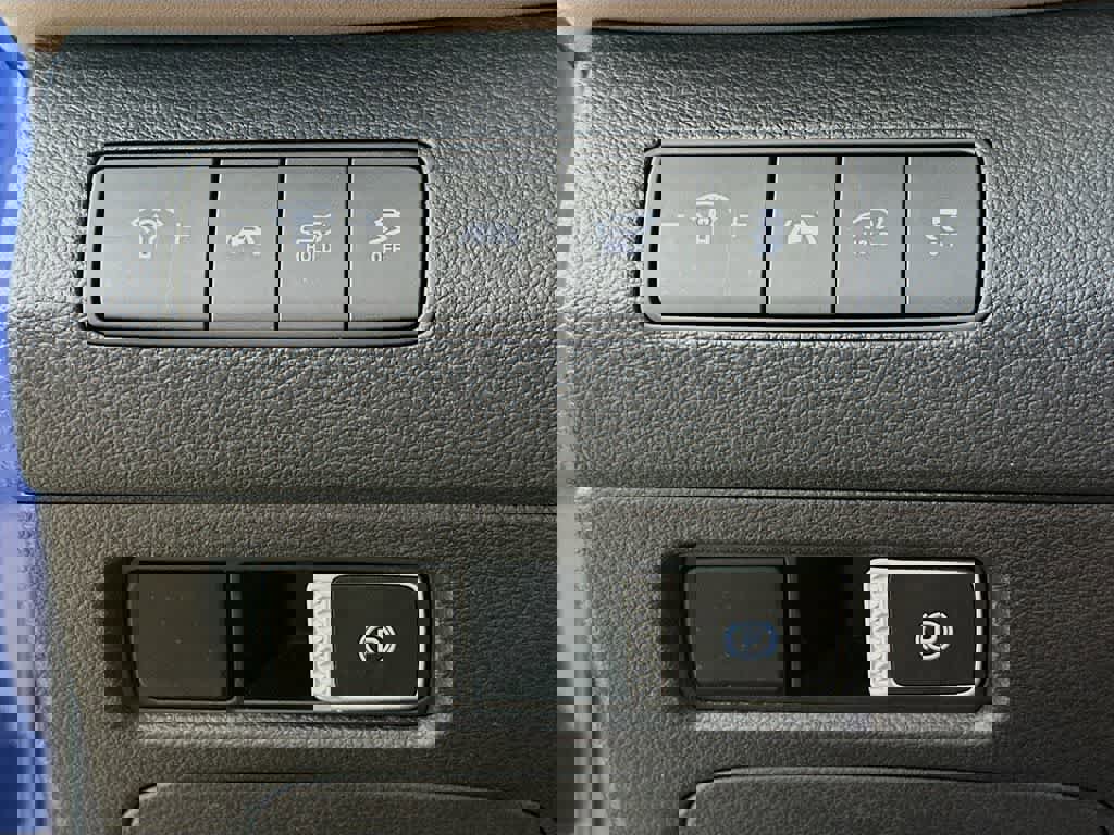 Used 2023 Hyundai Santa Fe SEL FWD image 26