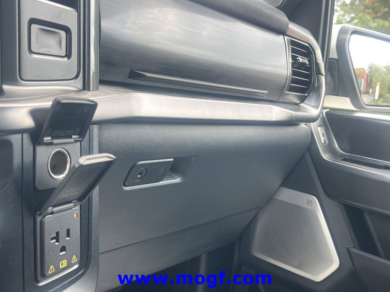 Certified 2023 Ford F150 Lariat w/ Equipment Group 502A High AWD/4WD image 12