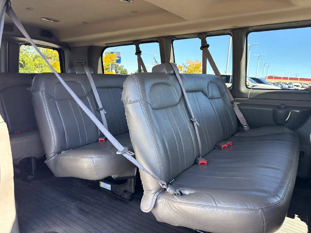 Used 2023 Chevrolet Express 3500 LS RWD image 9