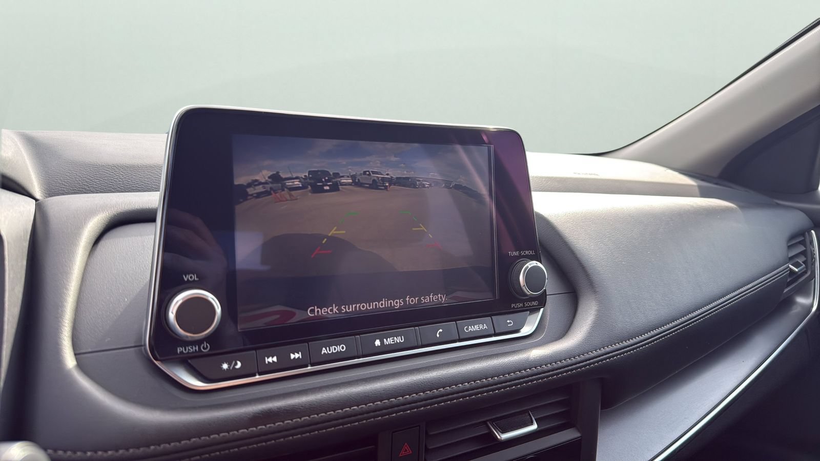 Used 2024 Nissan Rogue SV FWD image 18