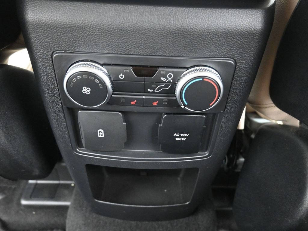 Certified 2020 Ford Explorer Limited image 12